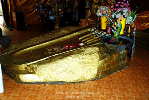 Wat Phra Phuttabaht Phu Kwai Ngoen
