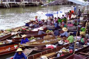 Bang Noi Floating Market