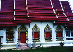 Wat Nam Phu