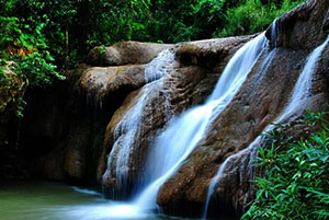 Huai Ton Phueng Waterfall