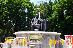 Kho Su Jiang Monument at Ranong