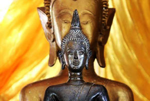Auspicious Buddha Statue (Wat Thung Phueng)