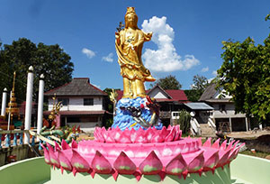 Wat Pa Sak Rae Rai