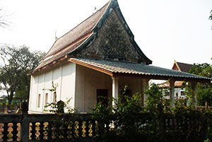 Luang Pho Klong Ubosot