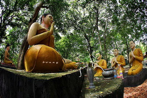 Phut Uthayan Wat Chak Yai