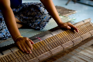 Handicraft Center (Ban Samet Ngam)