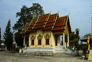 Wat Phrathat Duea Kon