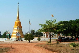 Wat Phra That Tluk Hin