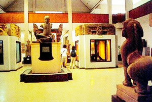 Roi Et National Museum