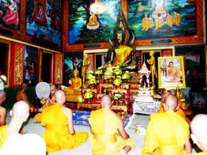 Luang Pho Thong (Phra Kru Ratanasarathikun)