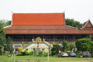 Wat Noi Charoen Suk