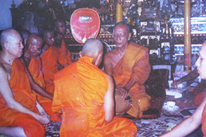 Wat Samutkham