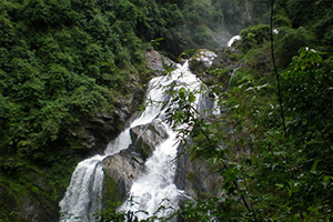Saen Ha Waterfall