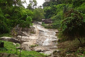 Phai Tong Waterfall
