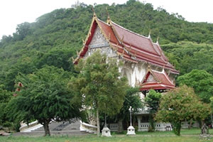 Wat Tham Kaeo