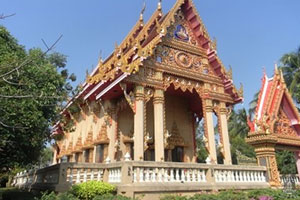Wat Pratu Nam Thakhai