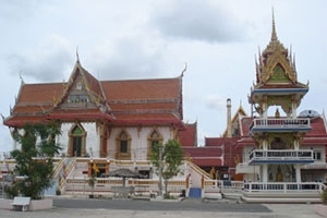 Wat Phimphawat (Nuea)