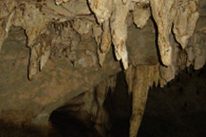 Phra Sri Suk Cave