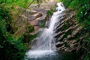 Khlong Kan Bed Waterfall