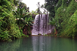 Si Phaya Waterfall
