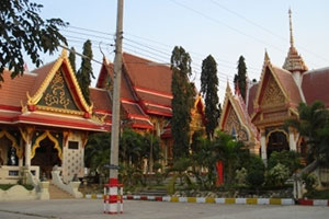 Wat Phichai Tharam