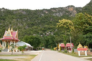 Wat Phuang Malai