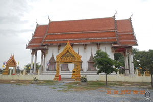 Wat Sam Khao