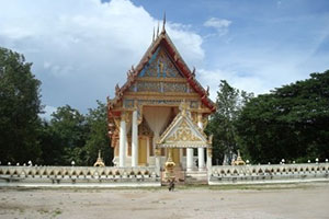 Wat Niyom Thammaram