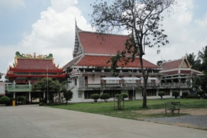 Wat Khao Kaew