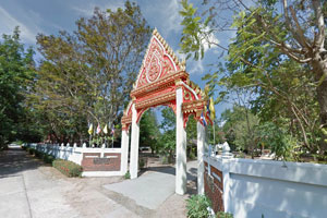 Wat Ta Kai Pluang