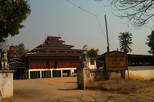 Wat Mae Khong