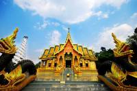 Wat Phra Putta Bath Si Roy