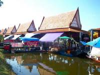 Khlong Sam Floating Market