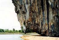 Khao Thanan Cave