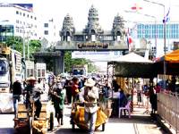 Ban Khlong Luek Border Market (Rong Kluea Market)