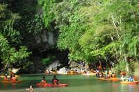 Rafting through Wang Phraya Phichai Cave