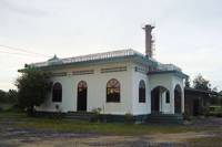 Darul Wusto Mosque