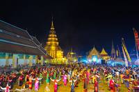 The Tradition of Pouring Water on Phra That Haripunchai