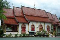 Wat Mueang Khon