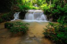 Pu Kaeng Waterfall