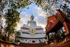 Wat Phanom Sawai