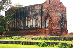 Wat Prayaman Archaeological Site