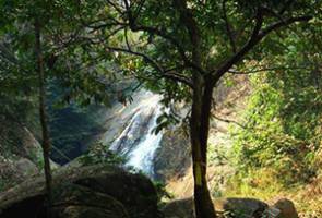 Huai Mea Ma Waterfall