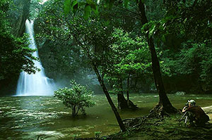 Nam Kum Waterfall