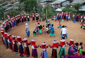 Hmong New Year Tradition