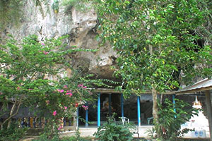 Suea Cave