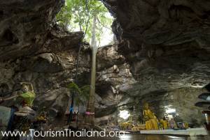 ถ้ำเทพนิมิตรธารทองแดง  Thep Nimit Tan Tong Dang Cave