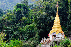 Wat Tham Pak Piang