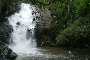 Mae Kong Ka Waterfall