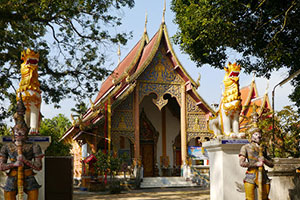 Wat Phrom Chariyawat